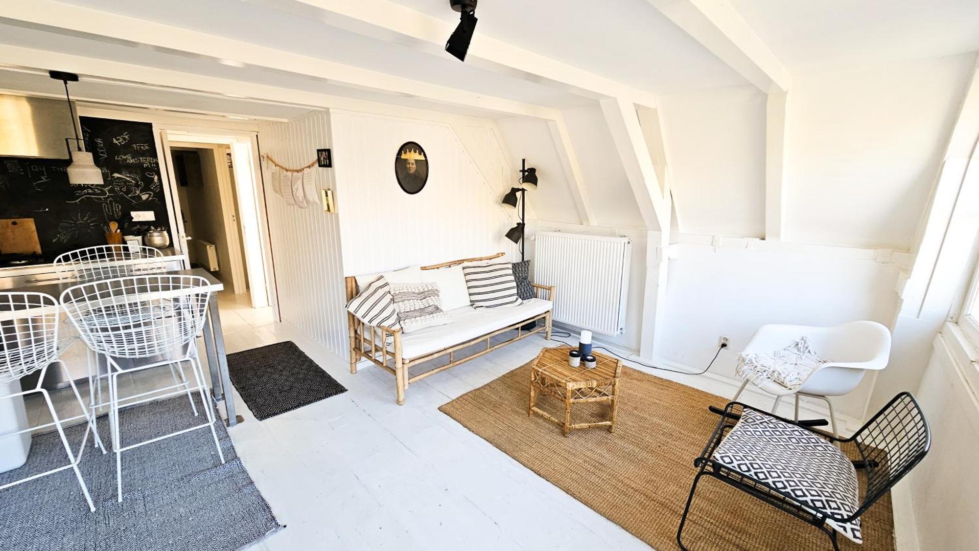 Two Bedroom Apartment In Historic Canalhouse From 1618 - City Centre Amsterdam Bagian luar foto